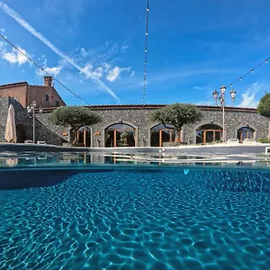 בית כפרי Etna Quota Mille Boutique Hotel, Typical Sicilian Food & Wine