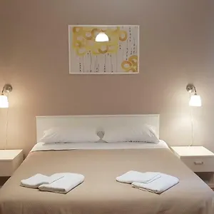 Mimosa Giardini-Naxos